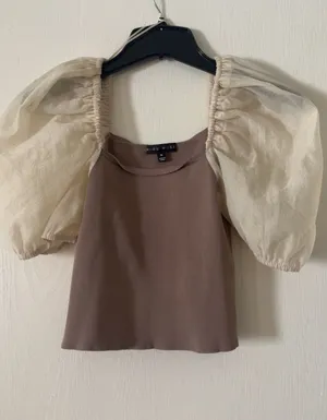 Tan and Brown puff sleeve Top Size M thumbnail 1