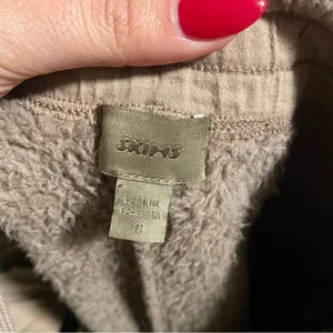 SKIMS Teddy Sherpa Wide Leg Lounge Track Pant- Size Small thumbnail 10