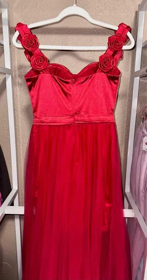 Boutique Red satin and mesh maxi prom dress thumbnail 5