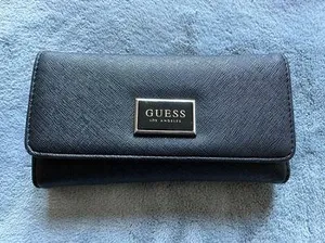Guess Wallet thumbnail 1