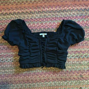 Papaya Sexy Black Ruched Lace Up Cap Sleeve Crop Top thumbnail 1