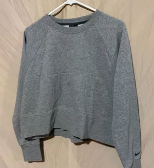 Nike crewneck thumbnail 1