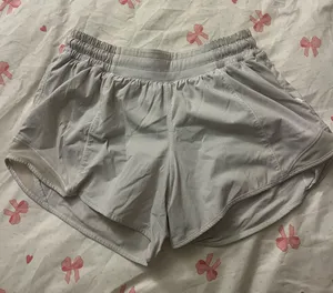 Lululemon shorts thumbnail 1