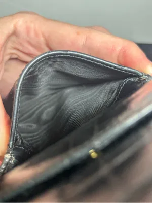 Ferragamo Vintage Vara Bow Wallet Croc Embossed Black Leather Compact Bifold thumbnail 11