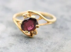 Amethyst Gemstone and Clear Rhinestones Ring Gold Tone Size 7.5 Elegant Dainty thumbnail 1