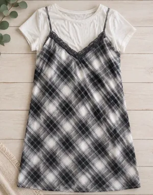 New No Boundaries two piece dress is size XXL (19). (679) thumbnail 1