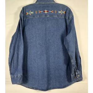 Woolrich Denim Button Down Shirt Southwestern Embroidered Blue Long‎ Sleeve M thumbnail 2
