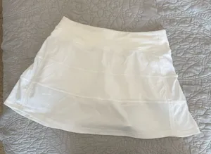 Lululemon Skirt thumbnail 1
