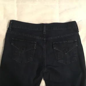 Women’s Jeans thumbnail 6