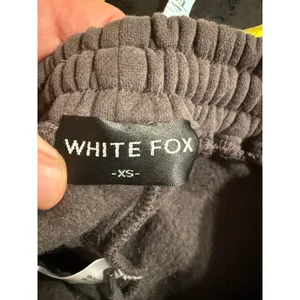White Fox Vol.3 Espresso Brown Fleece Jogger Sweatpants‎ Womens XS Puff Print thumbnail 5