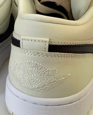 Nike Air Jordan Low thumbnail 3