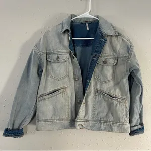 Free People Light Wash Denim Jacket Jean Casual Spring Summer Boho Bohemian XS thumbnail 2