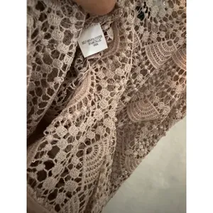 Kay Unger New York Sheer Pink Scalloped Lace Sequin Cap Sleeve Cocktail‎ Dress thumbnail 2