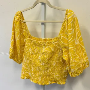 NWT Universal Thread Linen Blend Floral Smocked Puff Sleeve‎ Crop Top XL Yellow thumbnail 3