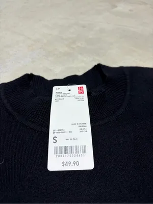 Uniqlo NWT smooth cotton blend long sleeve Black Crewneck Sweater SMALL MSRP$50 thumbnail 3
