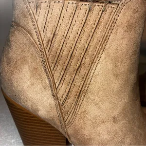 Faux Suede Tan Ankle Boots Size:9 thumbnail 16
