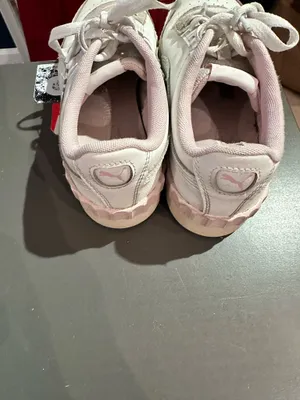 Pink Puma Sneakers thumbnail 2