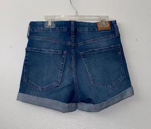 NWOT aeropostale high rise curvy 3” denim shorts thumbnail 4