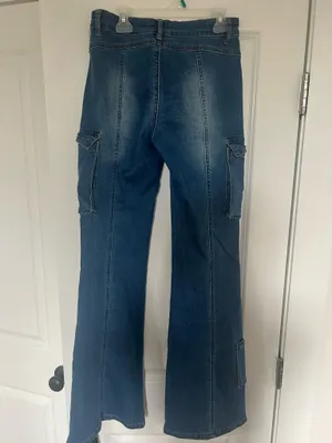 Edikted Low-Rise Cargo Jeans thumbnail 5