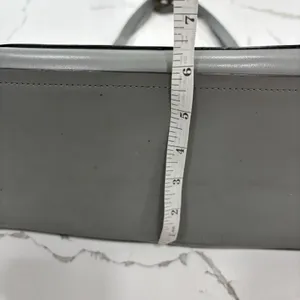 Kate Spade Purse Gray ‘Lalena’ Large Pocket Tote Bag thumbnail 2