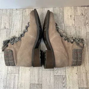 Sam Edelman Tan and Gray Winter Boots with Lace-Up Design and Cozy Collar thumbnail 5