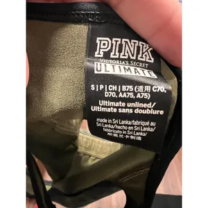Victorias Secret Egreis Activwear Bundle Sports Bra High waisted Biker Shorts S thumbnail 8
