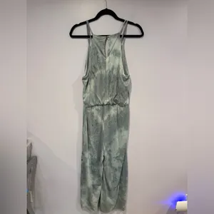 Hem & Thread Blue White Tie Dye Sleeveless Jumpsuit Size‎ L Boho Keyhole Back thumbnail 4