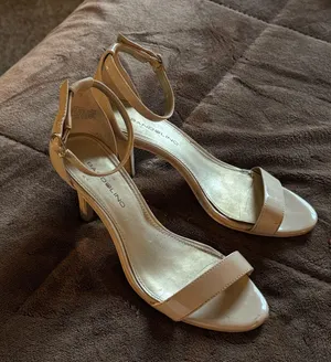 Tan Bandolino Heels thumbnail 2