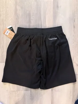 NWT - Mitchell & Ness Men’s Black Houston Rockets Vintage Shorts, Size - M thumbnail 2