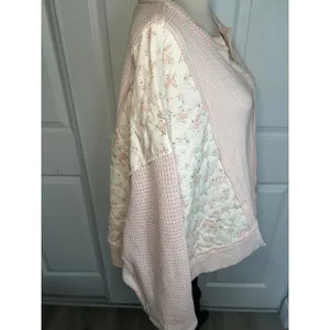 POL‎ Waffle Knit Floral Mixed Media Quilted Boho Split Neck Top Women's Large thumbnail 2