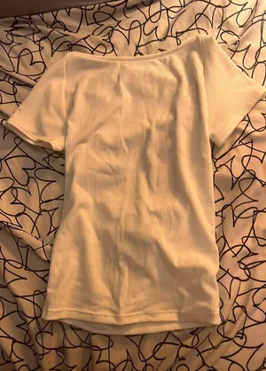 Urban Outfitters White Open Back Top thumbnail 2