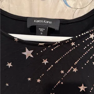 Karen Kane Black Starburst Embellished Long Sleeve Top thumbnail 2