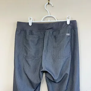 Figs High Waisted Graphite Livingston Basic Scrub Pants Medium Tall Women thumbnail 3