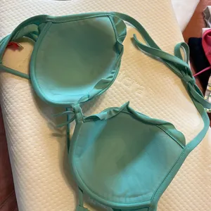 Turquoise blue Victoria’s secret push-up bikini top with underwire 34D thumbnail 7