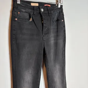 Anthropologie Pilcro black Icon boot cut jeans thumbnail 2