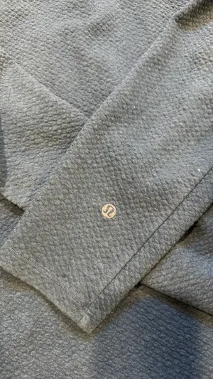 Lululemon Hoodie thumbnail 2