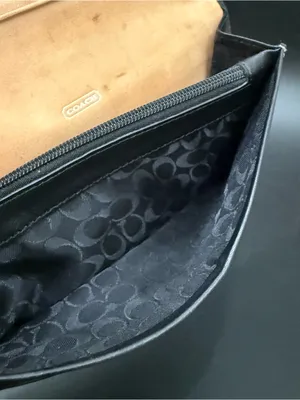 COACH Soho Buckle Classic Black Leather Contrast Stitch Tan Lining Bifold Wallet thumbnail 12