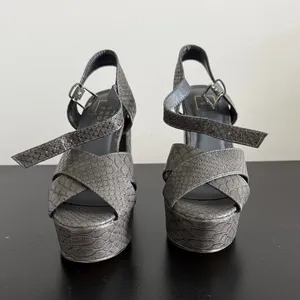 ShuShop Chunky Platform Sandals in‎ Gray with Ankle Strap Sz 6 thumbnail 2