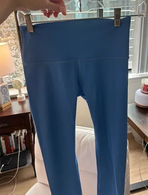 Lululemon Leggings Poolside 28” thumbnail 1