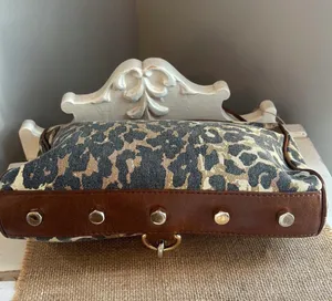 Cheetah Crossbody thumbnail 3