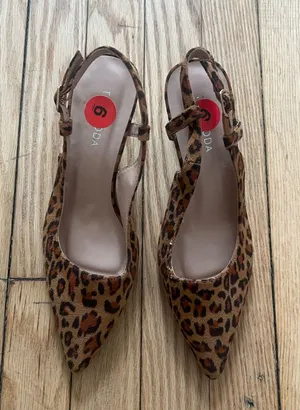 Top Moda Leopard Print Heels thumbnail 1