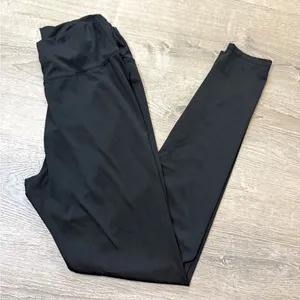 •MISSGUIDED• BUTT CINCH LEGGINGS thumbnail 1