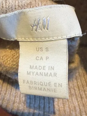 H&M Mock Neck Oatmeal Tan Bat Wing Sweater Neutral Size Small thumbnail 9