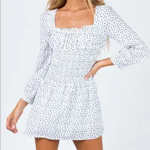 Princess Polly Mini‎ Dress Womens Sz 0 White Floral Milkmaid Smocked Cottagecore thumbnail 1
