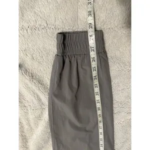 Halara Nylon Joggers Women's Size XS Gray Athleisure Active Activewear Workout thumbnail 7