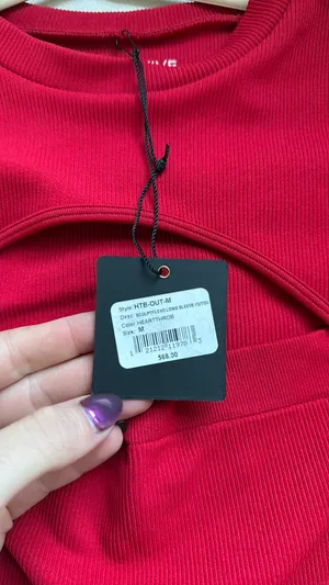 Set Active Women’s Red Cutout Long-Sleeve Crop Top thumbnail 7