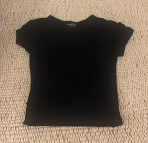 white fox shirt thumbnail 1