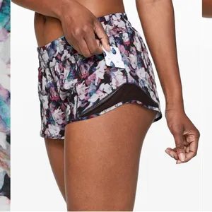 Lululemon Hotty Hot Short II *2.5"
Utopia Multi / Deep Phantom thumbnail 2