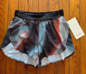 Lululemon Fast & Free Short High Rise 3” Split, Speed Flux Black Size XS/4 NWT thumbnail 1