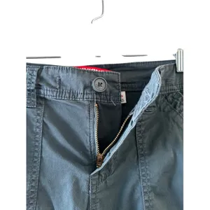Unionbay Gray Cargo Hiking Shorts Women Sz 4 thumbnail 4